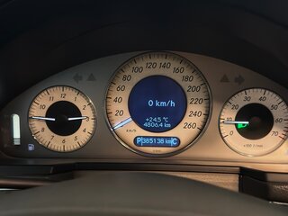 2005 Mercedes-Benz E-Класс 350 III (W211, S211), чёрный, 600000 рублей, вид 5