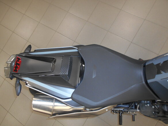 2018 KTM 790 Duke, серый - вид 14