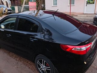 2012 Kia Rio 5-speed III, чёрный, 670000 рублей, вид 3