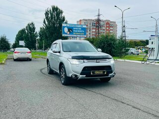 2014 Mitsubishi Outlander III Рестайлинг, серебристый, 1499000 рублей, вид 4