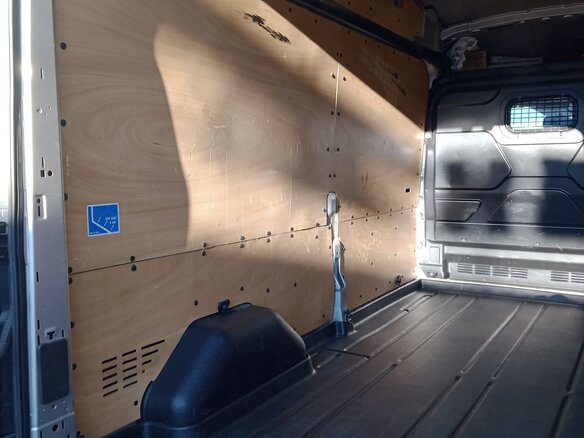 2017 Ford Transit, серебристый, 2600000 рублей - вид 6