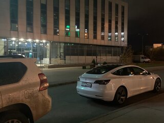 2020 Tesla Model 3 Long Range I, белый, 3750000 рублей, вид 3