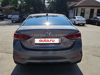 2017 Hyundai Solaris II, серый, 1100000 рублей, вид 4