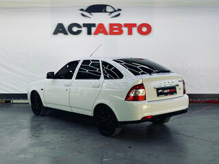 2013 Lada (ВАЗ) Priora I Рестайлинг, белый, 465000 рублей, вид 4