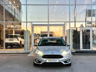 2017 Ford Focus III Рестайлинг, серебристый, 970000 рублей, вид 2