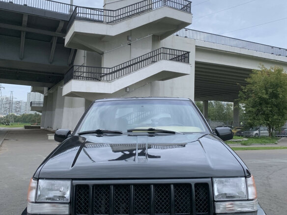 1996 Jeep Grand Cherokee I (ZJ) Рестайлинг, чёрный - вид 19