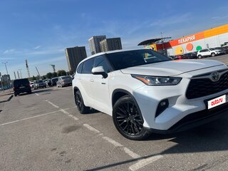 2022 Toyota Highlander IV (XU70), белый, 4500000 рублей, вид 2