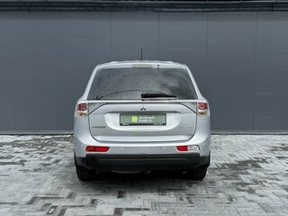 2012 Mitsubishi Outlander III, серебристый, 950000 рублей, вид 4