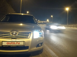 2007 Toyota Avensis II Рестайлинг, серебристый, 1100000 рублей, вид 1