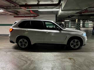 2017 BMW X5 30d III (F15), белый, 6450000 рублей, вид 3