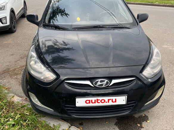 2011 Hyundai Solaris I, чёрный, 550000 рублей