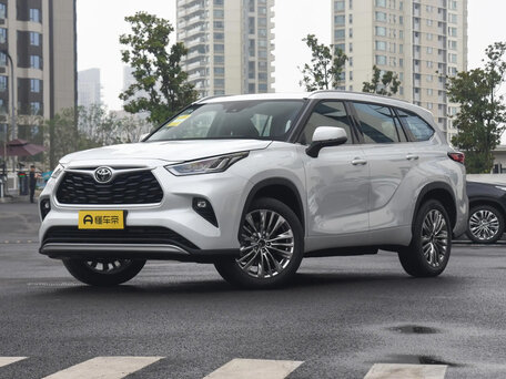 Toyota Highlander IV (XU70)