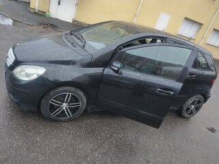 2006 Mercedes-Benz B-Класс 180 I (W245), чёрный, 520000 рублей, вид 5