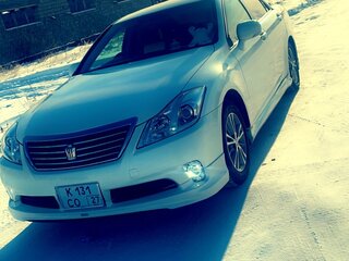 2012 Toyota Crown XIII (S200), белый, 2150000 рублей, вид 2
