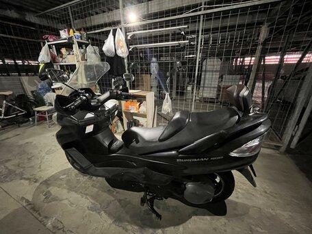 2007 Suzuki Burgman (SkyWave) 400, серый, 299000 рублей, вид 3