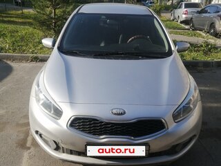 2013 Kia Ceed II, серебристый, 800000 рублей, вид 1