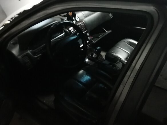 1997 Nissan Maxima IV (A32), серый - вид 4