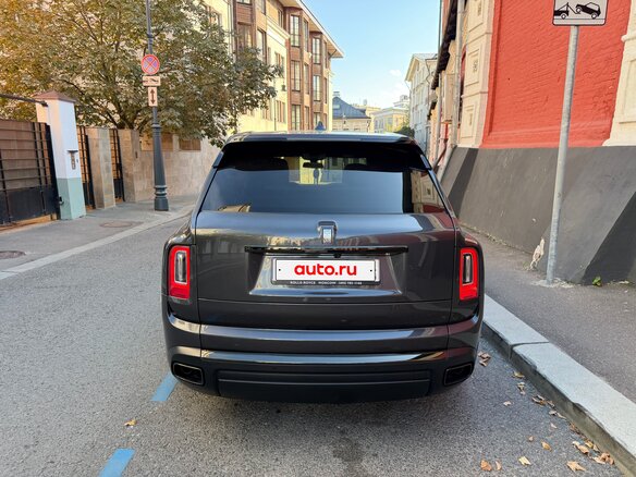 2020 Rolls-Royce Cullinan Black Badge I (Series I), серый, 28500000 рублей - вид 7