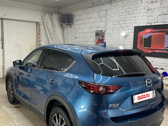 2017 Mazda CX-5 II, голубой, 2450000 рублей - вид 4