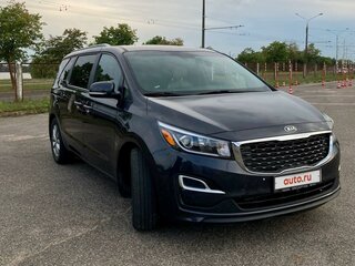 2018 Kia Sedona III, чёрный, 2279565 рублей, вид 2