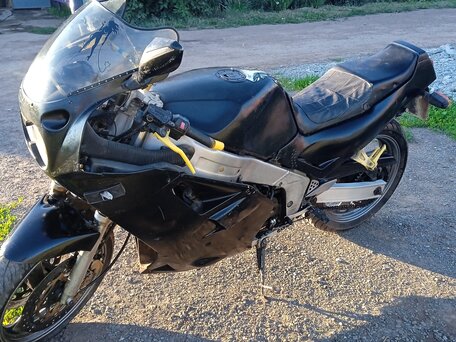 1989 Yamaha FZR1000, чёрный, 300000 рублей, вид 3