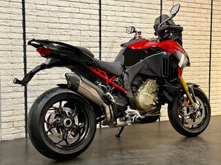 2026 Ducati Multistrada V4, чёрный, 4290000 рублей, вид 3