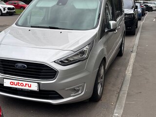 2022 Ford Tourneo Connect Grand II Рестайлинг, серебристый, 2500000 рублей, вид 2