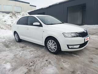 2014 Skoda Rapid I, белый, 650000 рублей, вид 4