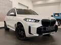 2025 BMW X5 40d IV (G05/G18) Рестайлинг, белый - вид 2