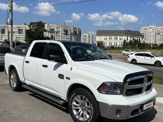 2013 Dodge RAM IV (DS/DJ), белый, 5500000 рублей, вид 3