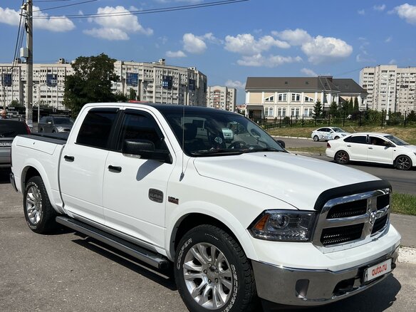 2013 Dodge RAM IV (DS/DJ), белый, 5500000 рублей - вид 2