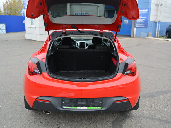 2012 Opel Astra GTC J Рестайлинг, красный - вид 12