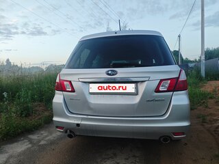 2010 Subaru Exiga, серебристый, 590000 рублей, вид 4