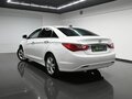 2010 Hyundai Sonata VI (YF), белый, 730000 рублей - вид 5