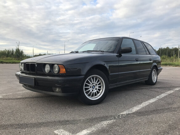 1994 BMW 5 серии 520i III (E34), чёрный