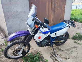 Suzuki DR 650 SE