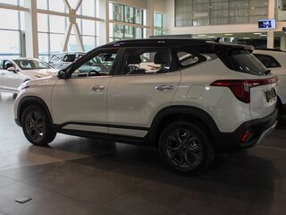 2025 Kia Seltos I Рестайлинг, белый, 2949000 рублей, вид 5