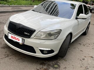 2009 Skoda Octavia RS II Рестайлинг, белый, 900000 рублей, вид 2
