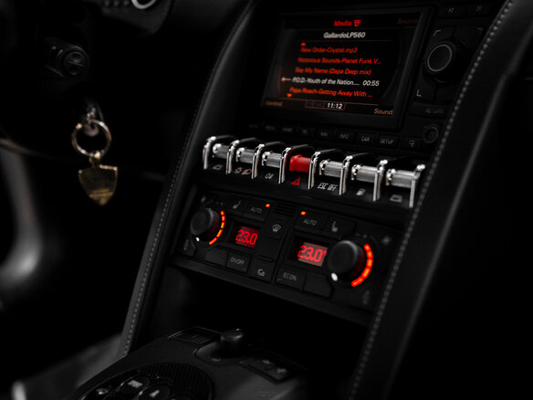 2013 Lamborghini Gallardo LP560-4 I Рестайлинг, чёрный - вид 18