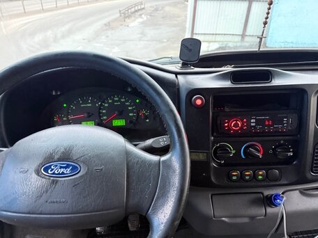 2003 Ford Transit, серебристый, 530000 рублей, вид 4
