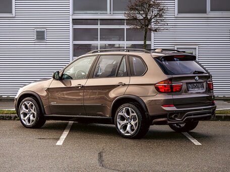 2011 BMW X5 35i II (E70) Рестайлинг, коричневый, 1645000 рублей, вид 4