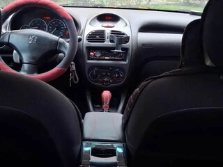 2008 Peugeot 206, красный, 195000 рублей, вид 3