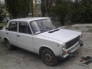 1975 Lada (ВАЗ) 21011, белый, 50000 рублей, вид 2