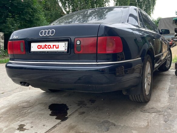 2001 Audi A8 I (D2) Рестайлинг, синий, 650000 рублей - вид 4