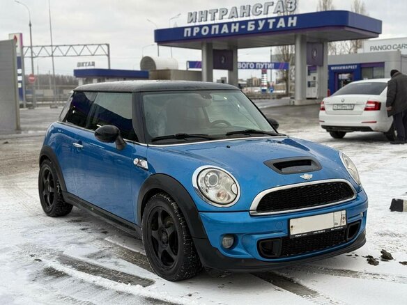 2011 Mini Hatch Cooper S II (R56) Рестайлинг, синий, 1200000 рублей - вид 2