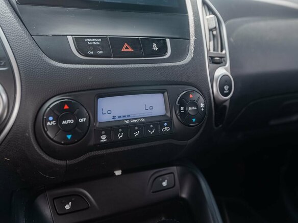 2013 Hyundai ix35 I, белый, 985000 рублей - вид 13