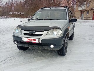 2010 Chevrolet Niva I Рестайлинг, серый, 565000 рублей, вид 3