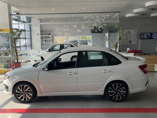 2025 Lada (ВАЗ) Granta Sport I Рестайлинг, белый, 1521000 рублей, вид 5
