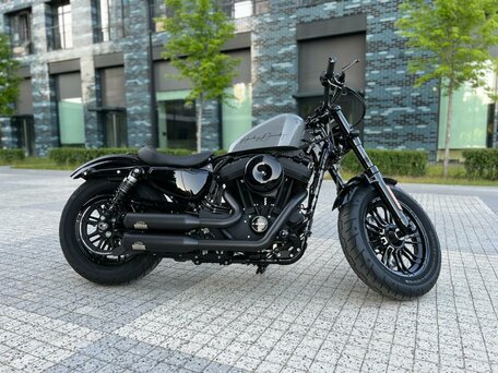 2020 Harley-Davidson Sportster 1200, чёрный, 2500000 рублей, вид 2