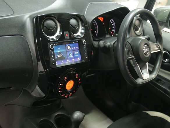2017 Nissan Note II Рестайлинг, серый, 980000 рублей - вид 20